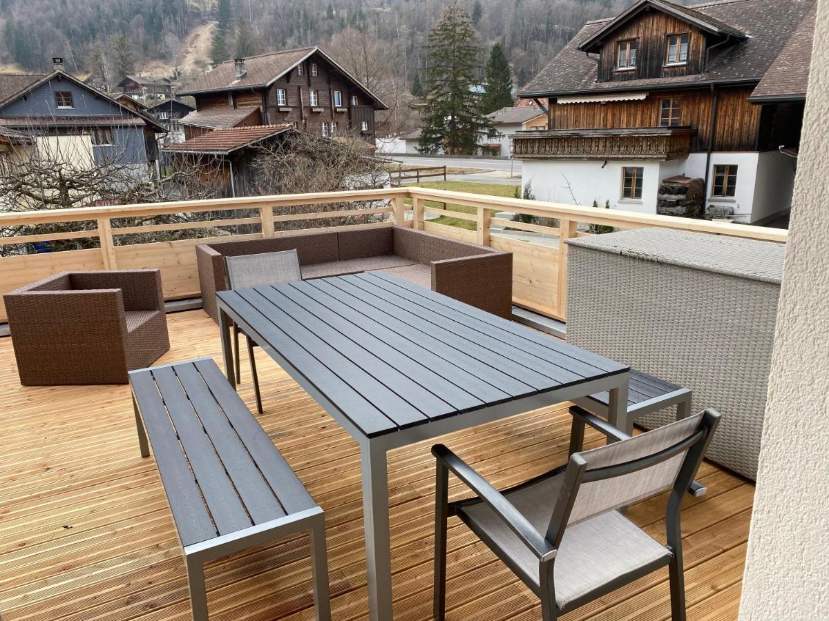 Spring Inn Apartments Meiringen Ngoại thất bức ảnh