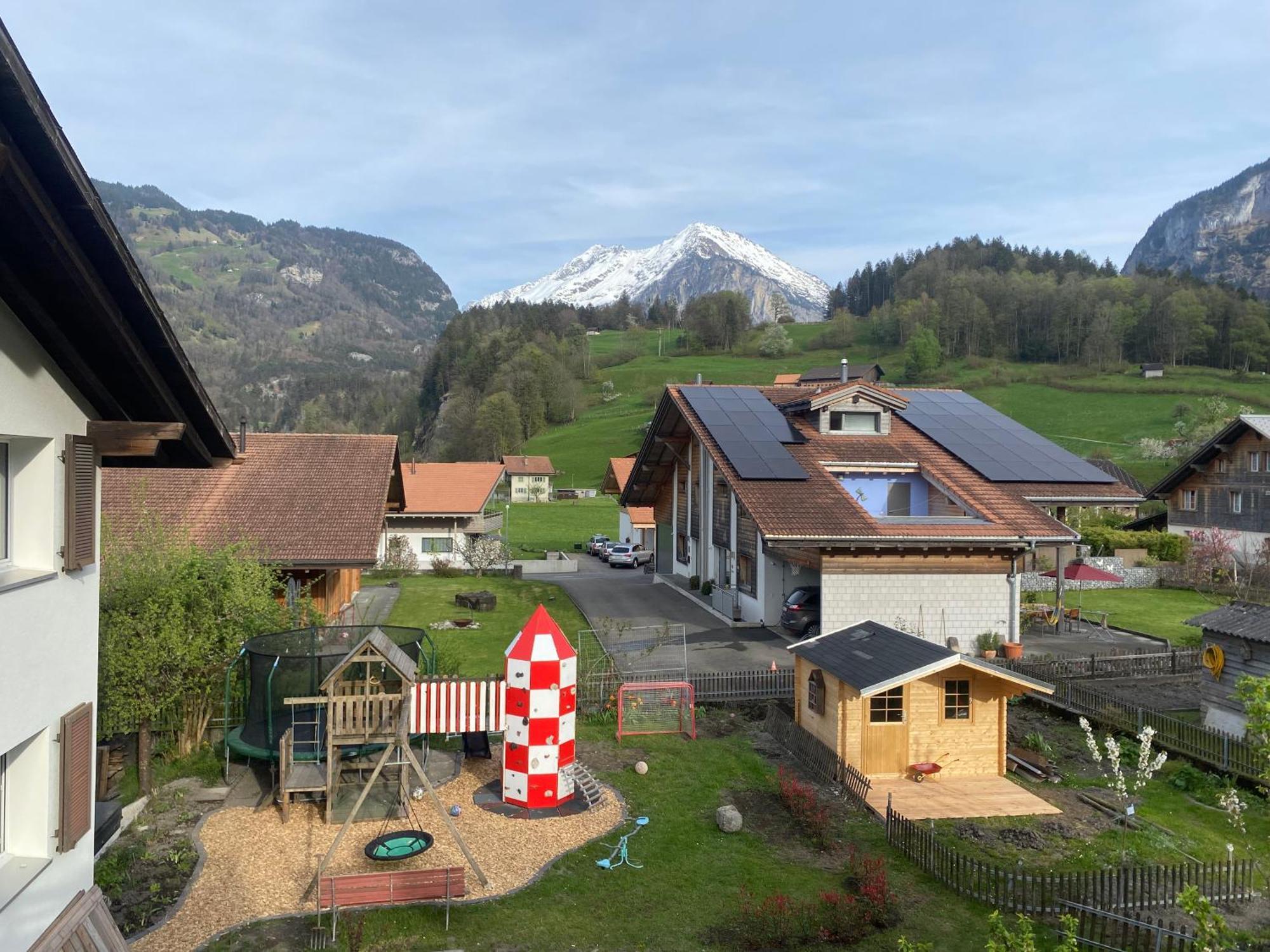 Spring Inn Apartments Meiringen Ngoại thất bức ảnh